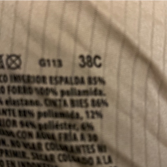 Hanes TAN Minimizer, 38C. *P1061 - Picture 6 of 7